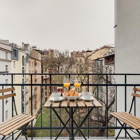 Jt'S Apartments Spanelska Str. Prag Exterior foto